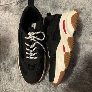 Steve Madden sneakers